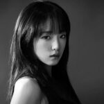 Choi Ye-na Instagram - 드디어 저의 첫 번째 싱글앨범 𝐋𝐨𝐯𝐞 𝐰𝐚𝐫❤️‍🔥(𝐟𝐞𝐚𝐭. 𝐁𝐄‘𝐎) 발매 되었습니다. 정말 많은 분들께서 함께 고생해 주시고🥲 정말 정말 멋진 분들과 함께 작업할 수 있어서 앨범 준비를 하는 내내 너무 감사하고 행복했습니다 모두가 함께 열심히 준비한 이번 노래 예쁘게 들어주세용🥹🎧♥️ @auxi_beo @wavycolde @moodformilena @basecamp___official @viewutiful @jjah55ik