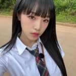 Choi Ye-na Instagram – 예나랑 아는형님보면서 즐추🏫💕
다음 주도 본방사수😘🫰