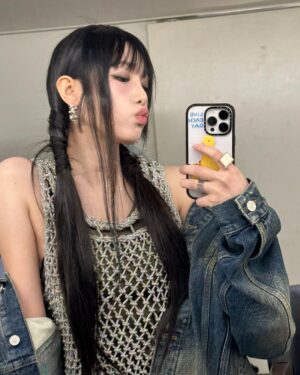 Choi Ye-na Instagram - 화보 좋아ㅏㅏㅎㅎㅎ🖤🖤
