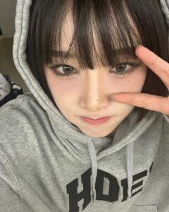 Choi Ye-na Instagram - 화보 좋아ㅏㅏㅎㅎㅎ🖤🖤