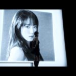 Choi Ye-na Instagram - 드디어 저의 첫 번째 싱글앨범 𝐋𝐨𝐯𝐞 𝐰𝐚𝐫❤️‍🔥(𝐟𝐞𝐚𝐭. 𝐁𝐄‘𝐎) 발매 되었습니다. 정말 많은 분들께서 함께 고생해 주시고🥲 정말 정말 멋진 분들과 함께 작업할 수 있어서 앨범 준비를 하는 내내 너무 감사하고 행복했습니다 모두가 함께 열심히 준비한 이번 노래 예쁘게 들어주세용🥹🎧♥️ @auxi_beo @wavycolde @moodformilena @basecamp___official @viewutiful @jjah55ik