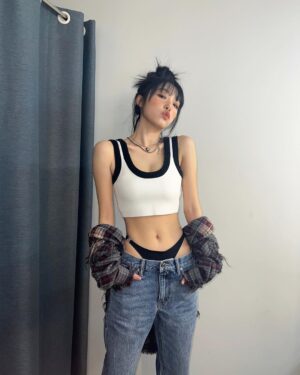 Choi Ye-na Instagram - 💪💪