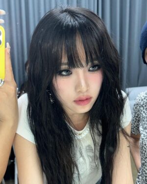 Choi Ye-na Instagram - XX??