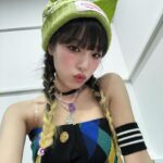 Choi Ye-na Instagram – 오늘의 SMARTPHONE📱
모토로라레이저💚
하두리st..★🧚🌟