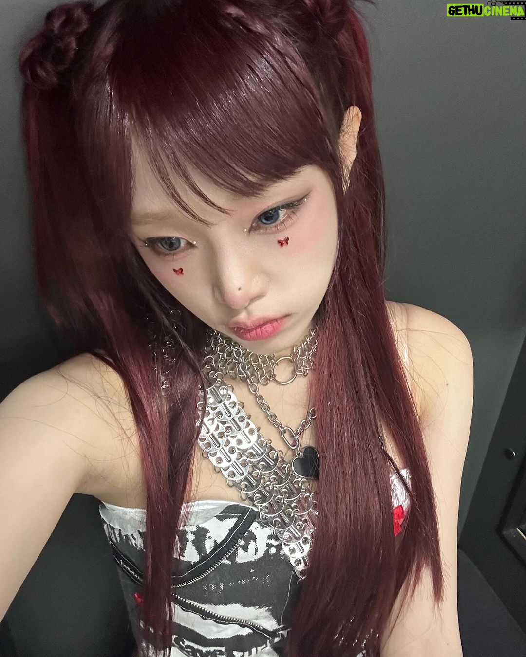 Choi Ye-na Instagram - YENA 🩷 Kstyle PARTY