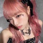 Choi Ye-na Instagram - 🖤🎀🖤