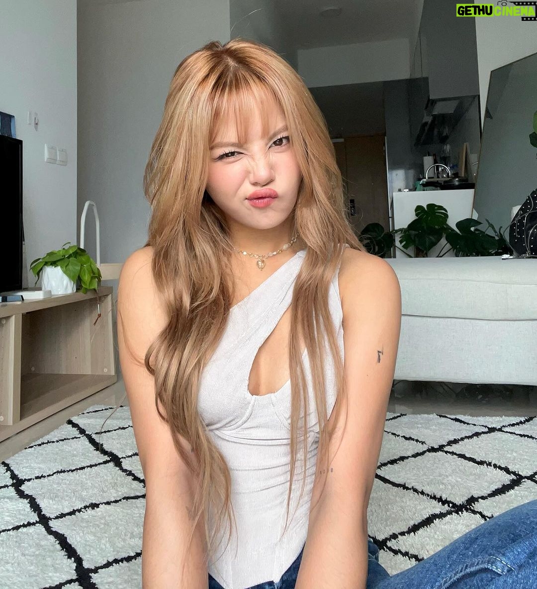 Chonnasorn Sajakul Instagram - you are my favorite feeling 🫶🏼