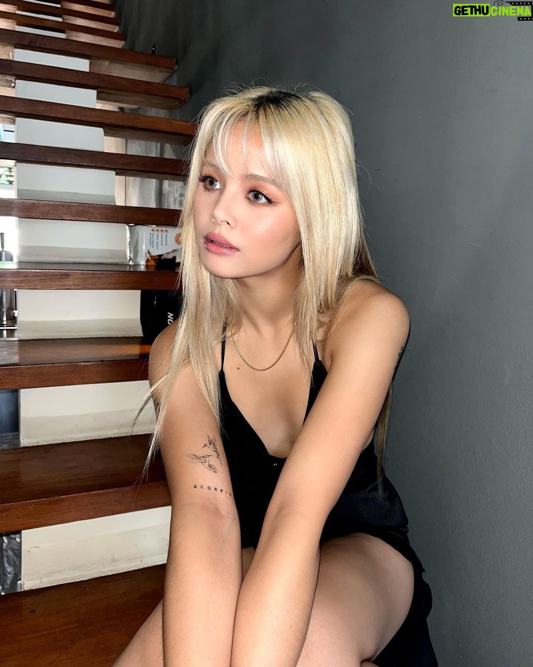 Chonnasorn Sajakul Instagram - I’m in a black dress 🖤