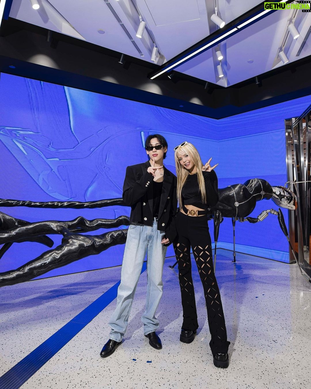 Chonnasorn Sajakul Instagram - More from last night 🕶️ Singapore