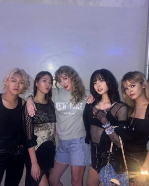 Chonnasorn Sajakul Instagram - cause baby now we got bad blood @taylorswift ❤️ 

jk pls adopt me, I love u 🥹