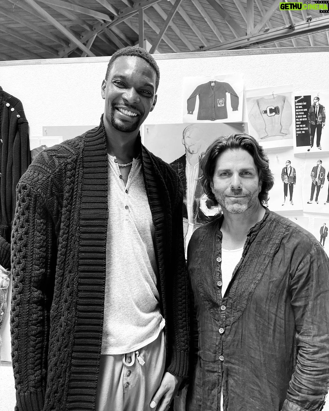 Chris Bosh - 3.8K Likes - It has been an honor to get to collaborate with my friend @greglauren on my outfit for the @hoophall ceremony coming up.
I don’t want to give too much away, but it has been amazing to see how in-depth a story can be told through clothing. Excited for you all to see it. #BoshHOF #21hoopclass