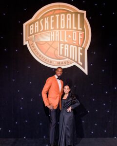 Chris Bosh Instagram - What a night. And the orange jacket fits just right. Honored to receive my @hoophall ring and jacket tonight beside some legends of the game. Big speech tomorrow. Can’t wait. #BoshHoF #21HoopClass Mohegan Sun
