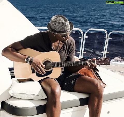 Chris Bosh - 5.4K Likes - Music has always been a huge part of my life. Listening, feeling and, with more time in retirement, making.
#MakeMusicDay felt like a good time to share a picture of me doing just that