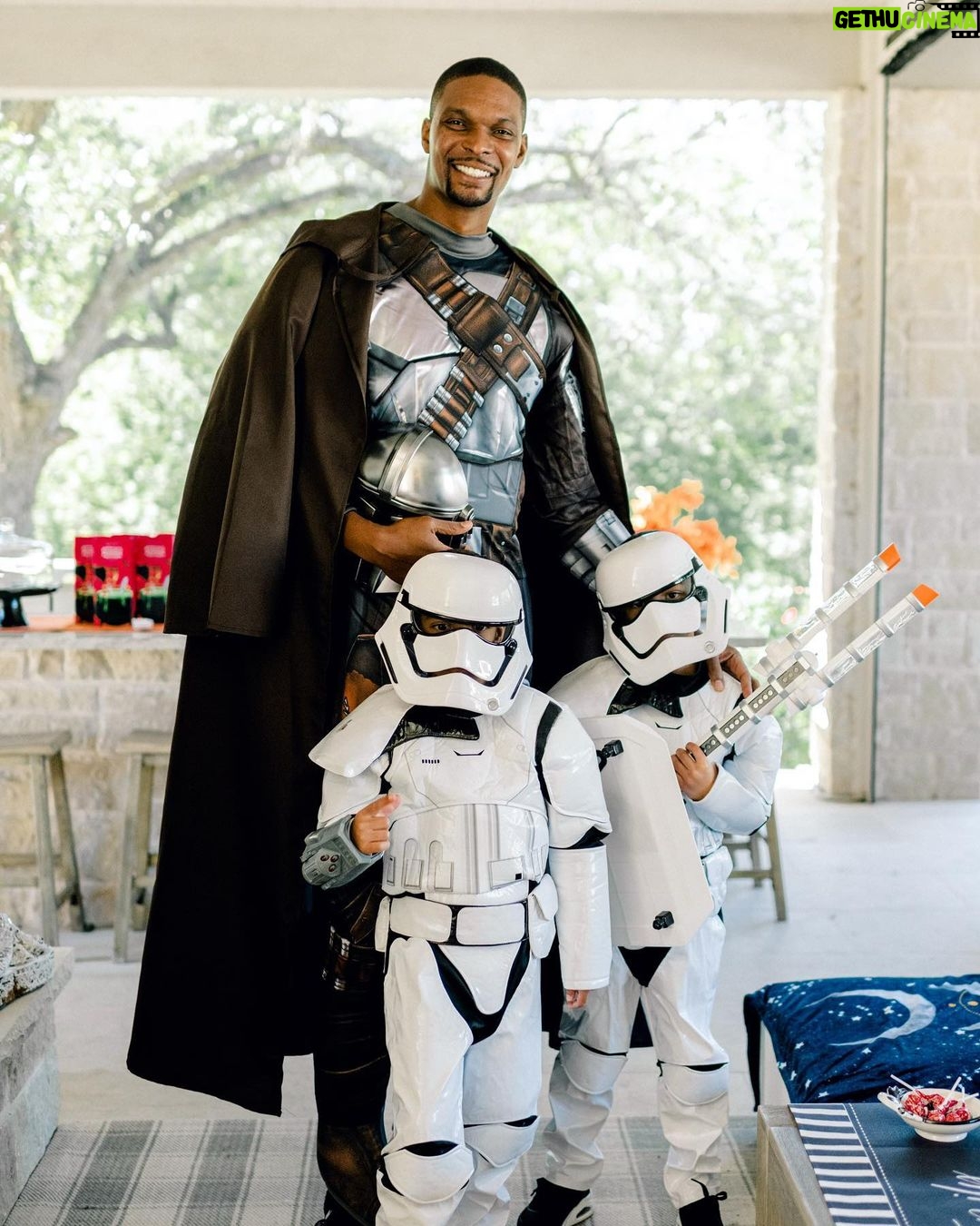 Chris Bosh Instagram - Halloween 2021! Nothing better than sharing moments like these with the family. #BoshFamily