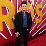 Chris Colfer Instagram - Absolutely loved attending the @brosthemovie premiere. The movie is fantastic and it was wonderful seeing an #LGBTQ cast and my favorite person in the world @dotmariejones on the big screen. 🤗❤️🏳️‍🌈👨‍❤️‍👨 #BrosMovie
