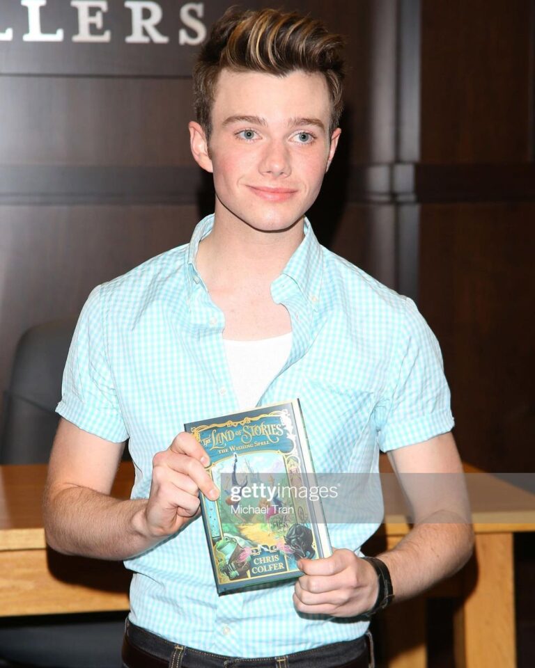 Chris Colfer Instagram - I cannot believe it’s been 10 YEARS since I gave birth to my first book baby. I mean, look at this kid! He had no idea what was in store. Thank you all so much for going on this adventure with me. I can’t wait to celebrate with the 10th Anniversary edition of #TheWishingSpell this fall and for all of you to see the surprises coming up! A huge thank you to @littlebrown for believing in the world trapped in this guy’s head. ❤️❤️❤️❤️❤️❤️❤️❤️❤️❤️❤️❤️❤️❤️❤️❤️ #TheLandOfStories #ATaleOfMagic