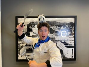 Chris Colfer Instagram - Happy Halloween!!! We’re our favorite 2022 characters, from our favorite 2022 movie! 🎃🦝#HappyHalloween #EverythingEverywhereAllAtOnce #ForYourConsideration #NotAnAdJustLoveTheMovie