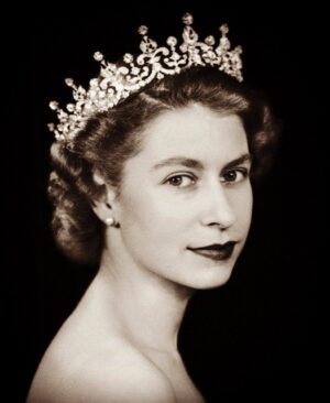 Chris Colfer Instagram - Thank you, Your Majesty, for your passionate devotion, unwavering stability, and unprecedented resilience. Your example had a profound effect on a boy eight-thousand miles away. ❤️🇬🇧