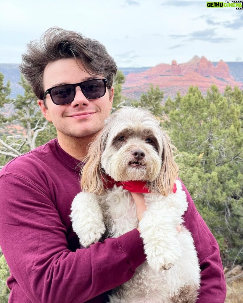 Chris Colfer Instagram - Greetings from Sedona! Happy New Years, everybody! ❤️ Sedona, Arizona