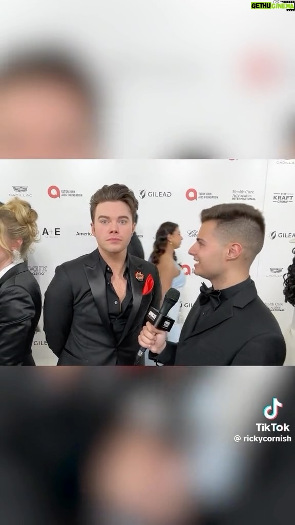 Chris Colfer Instagram - Always a good time chatting with @rickycornish 😂
