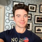 Chris Colfer Instagram - Fill out those ballots, kids! #Vote 🇺🇸🗳️