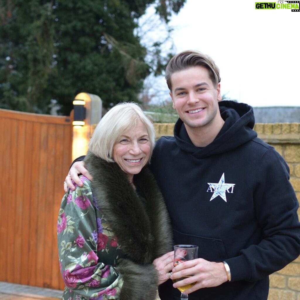 Chris Hughes Instagram - 70 years of your life today. Happy Birthday mum. Reflecting on everything, when your heart stopped beating for over 7 minutes, I wonder what we’d have ever done without you. I know being the youngest I’ve always asked for more, and you’ve always got me out of trouble growing up. You’re a rock to this family and the best mum, friend, grandmother anyone could ever wish for. Love you ❤️🥰 7️⃣0️⃣ @valhughes16