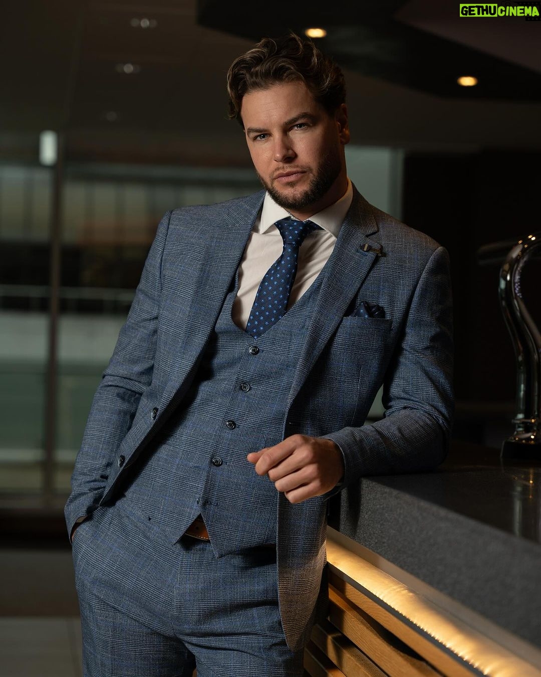 Chris Hughes Instagram - Suited and booted with @houseofcavani! 😏 Get ‘Raceday Ready’ with me! Shop my Cheltenham & Grand National looks online now 🐎 use my code ‘HUGHES20’ at checkout for 20% off everything online! Link in my bio ad 👔🙌🏼