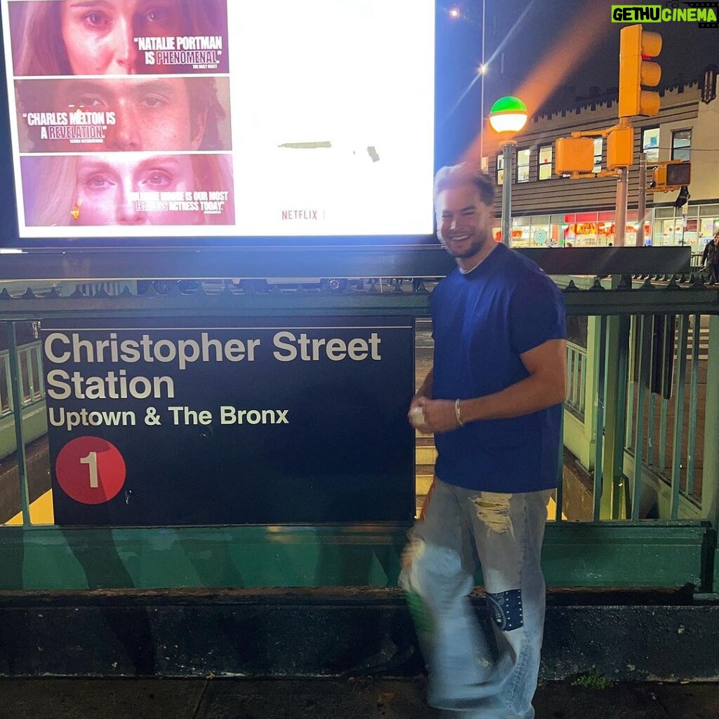 Chris Hughes Instagram - Solo trip to NYC has come to an end 🥲🇺🇸 It was nice to spend time with myself, which I’m still working on. I made some new friends too, whilst also engaging in the awkwardness of asking strangers to take photos of me 📸 Thanks to the people who helped me feel less of a snail in a big big city 🤍 ps, a British driving licence to an American is a real piece of art 💫 #NYC #NewYorkCity New York City