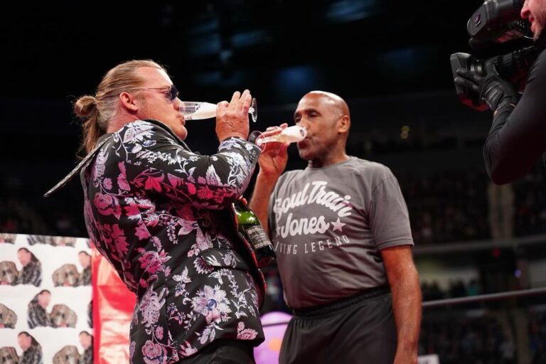 Chris Jericho Instagram - Sorry to hear about the passing of @realvirgil Mike Jones. During the early days of @aew, we used Mike (aka #SoulTrainJones) multiple times in the #InnerCircle story and he was essentially an honorary member…I even tried to book him on the @jericho_cruise and was gonna ask him again for next year. Always a character and always a good cat, Mike (aka #Virgil) will be missed. Here’s to ya Soul Train…having a Lil bit of the bubbly and a few @olivegarden breadsticks in your honor! Olive Garden Italian Restaurant