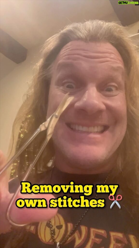 Chris Jericho Instagram - Removing my own stitches that were caused by the BRUTAL @aew Full Gear post-scrum attack! Watch until the end and let me know how I did….✂ 🎥: @sierrairvinee #stitchremoval #stitches #wrestling #aew