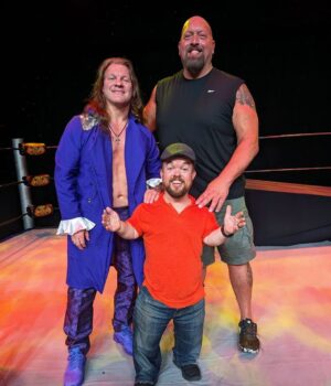 Chris Jericho Instagram - What a hilarious and heartwarming conversation I had with @paulwight & @bradwilliamscomic on the @jericho_cruise #FiveAlive…and you can listen NOW on @talkisjericho!  This seriously is one of my ALL TIME favorite episodes of #TIJ and a total must listen!  #PaulWight and #BradWilliams talk about life from their very unique perspectives as a giant and a little person, including childhood teasing, first kisses, dating, international travel and hotels, and how their respective statures directly influenced their career choices and success. Paul has great stories about the first time he met @HulkHogan and @RicFlair, our amazing chemistry as a tag team, being attacked by a gang of little people at #WWERaw, the giant bed the US Army made for him in Iraq and getting arrested after having his first kiss. Brad brings out the laughs as he discusses little people conventions, reactions of little kids to his stature, being accused of being a demon, fighting @swogglewrestler, climbing furniture to adjust shower heads, getting his material from real life situations, driving a car and so much more on @spotify, @itunes and @stitcherpodcasts NOW! @siriusxm @siriusxmfightnation
