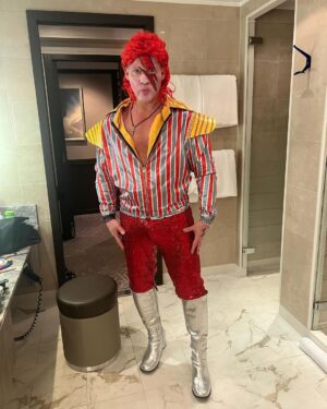 Chris Jericho Instagram - Ready for tonight’s @fozzyrock cover set on the @jericho_cruise!!! @davidbowie #AlladinSane