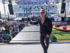 Chris Jericho Instagram - Had such a blast on the #FiveAlive last month and these pix are proof that The @jericho_cruise is the BEST place to hang and make memories with family & friends!  So I’m personally inviting YOU to bring YOUR family & friends and join us on the #SixOnTheBeach on Jan 31- Feb 4, 2025!  We are almost 85% SOLD OUT, so go to chrisjerichocruise.com for all info before it’s too late!! (📸 by @willbyington )