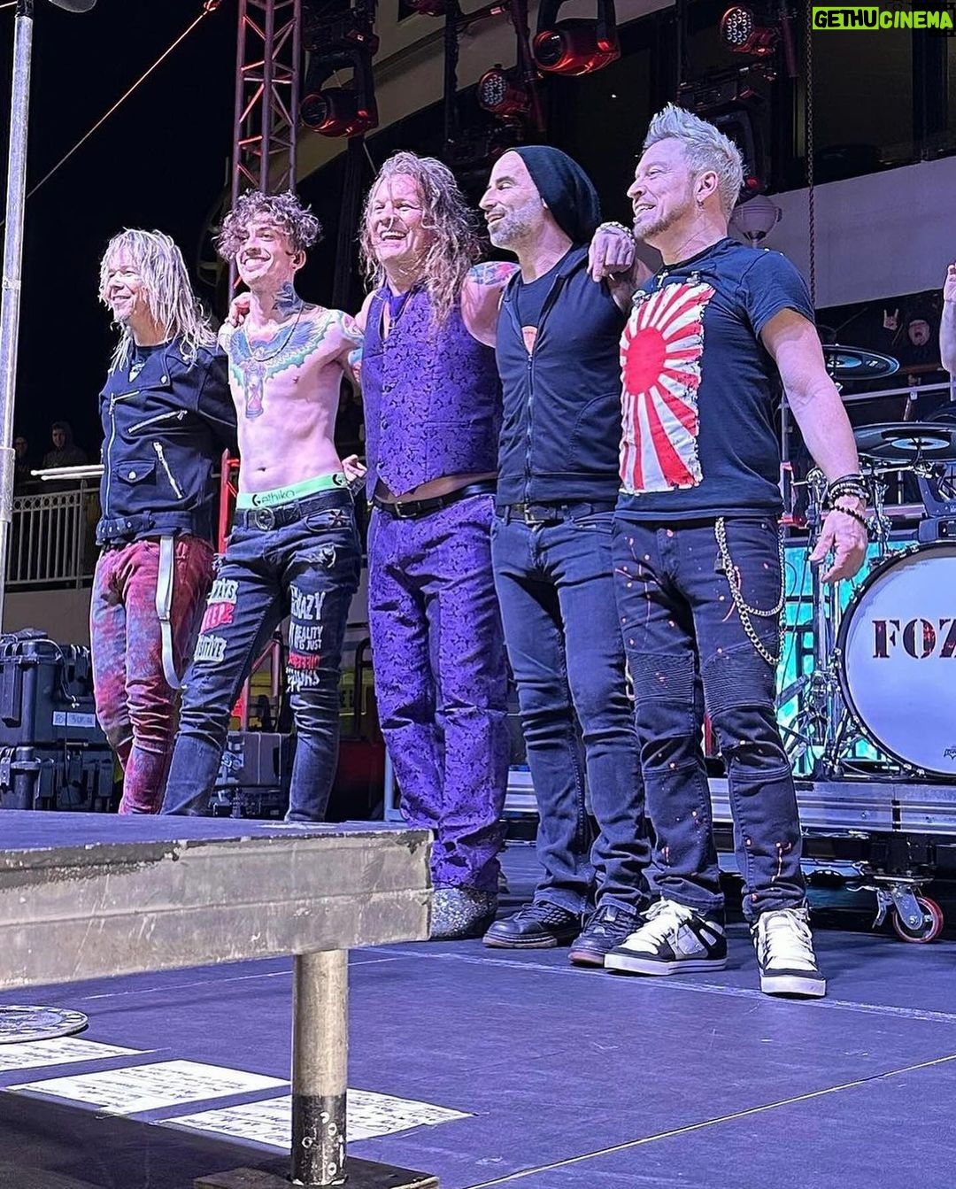 Chris Jericho Instagram - The @jericho_cruise #FiveAlive was a HUGE success and it was such a blast having so many awesome family & friends there, (including my sweetie @lockon27, who crushed her @dollyparton costume! ❤️) along with some of the best bands, comedians and pro wrestlers EEVVEERR!!! Don’t miss out on #SixOnTheBeach next year… grab your sweetie and go to Chrisjerichocruise.com to sign up for the presale NOW! Norwegian Pearl