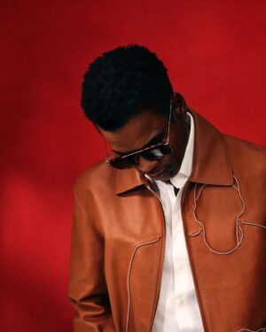 Chris Rock Instagram - Esquire: @esquire
Interview: @mitchsjackson
Photographer: @dario.studio
Styling: @chloehartstein
Creative Director: @nicksullivanesq
Design Director: @rw3ll
Groomer: @lisadeveauxofficial
Executive Director, Entertainment: @randipeck
