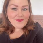 Chrissy Metz Instagram - Hey, @hallmarkchannelwines wine club members! We’re overjoyed to share that @chrissymetz is sharing her delicious @joyfulheartwineco white wine blend with us for this month’s wine club shipment. 🥂❤️ Not a wine club member? Use the link in our bio to join now to take advantage of this special offer! #joyfulheart #joyfulheartwine #chrissymetz #hallmark #hallmarkchannel #hallmarkchannelwines #hallmarkchannelwineclub