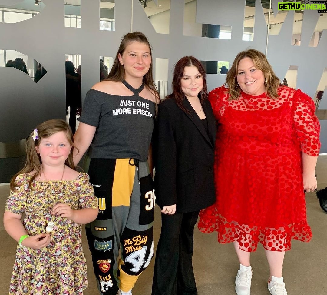 Chrissy Metz - 257.3K Likes - Have you met Kate, Kate, Kate, and Kate? 🙃 #TBT #nationallookalikeday @nbcthisisus