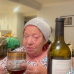 Chrissy Metz Instagram - Babu reviews @joyfulheartwineco🍷😍 If this doesn’t make you want a bottle, I don’t know what would! @isabellefuhrman #nationaldrinkwineday