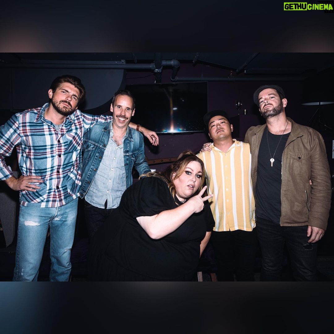 Chrissy Metz Instagram - My #citywinery tour was a whole year ago. Such a dream come true to share more of me with you. 🥹❤️✨