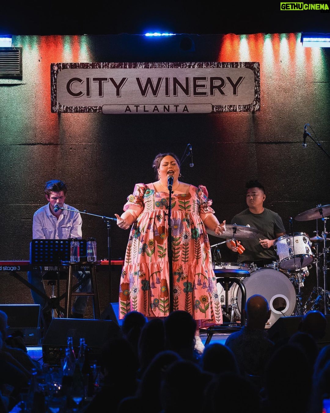 Chrissy Metz Instagram - Another magical night in Atlanta ๐ NASHVILLE, itโs the final night of the tour and there are very limited tickets remaining. Get yours at the link in my bio and come join us! ๐ธ: @garrettrizan Nashville, Tennessee