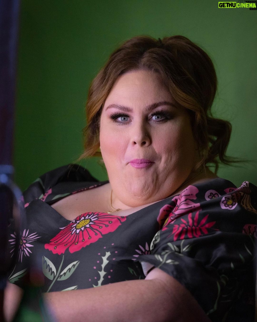 Chrissy Metz Instagram - Pure joy in Chicago last night 🫶 ATLANTA, we’re here and will see you TONIGHT at @citywineryatl. Who’s coming? Ticket link in bio! • 📸: @garrettrizan Atlanta, Georgia