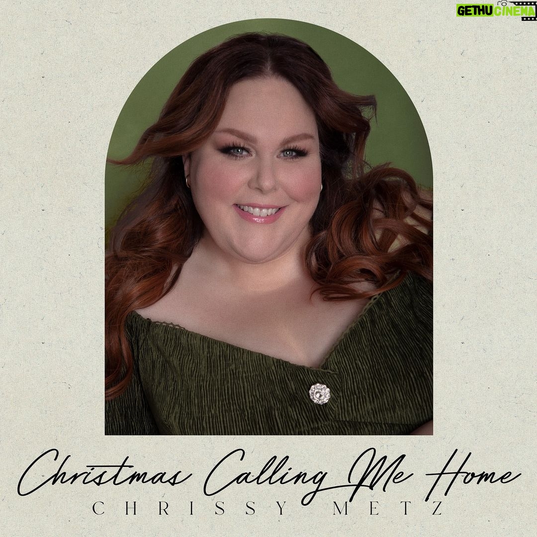 Chrissy Metz Instagram - Are you pine-ing for some holiday music? šI am excited to share that my brand new EP is coming out THIS FRIDAY (11/17). Including a collaboration with @therealjimbrickman⦠pre-save #ChristmasCallingMeHome now! Link in bio ā¤ļø