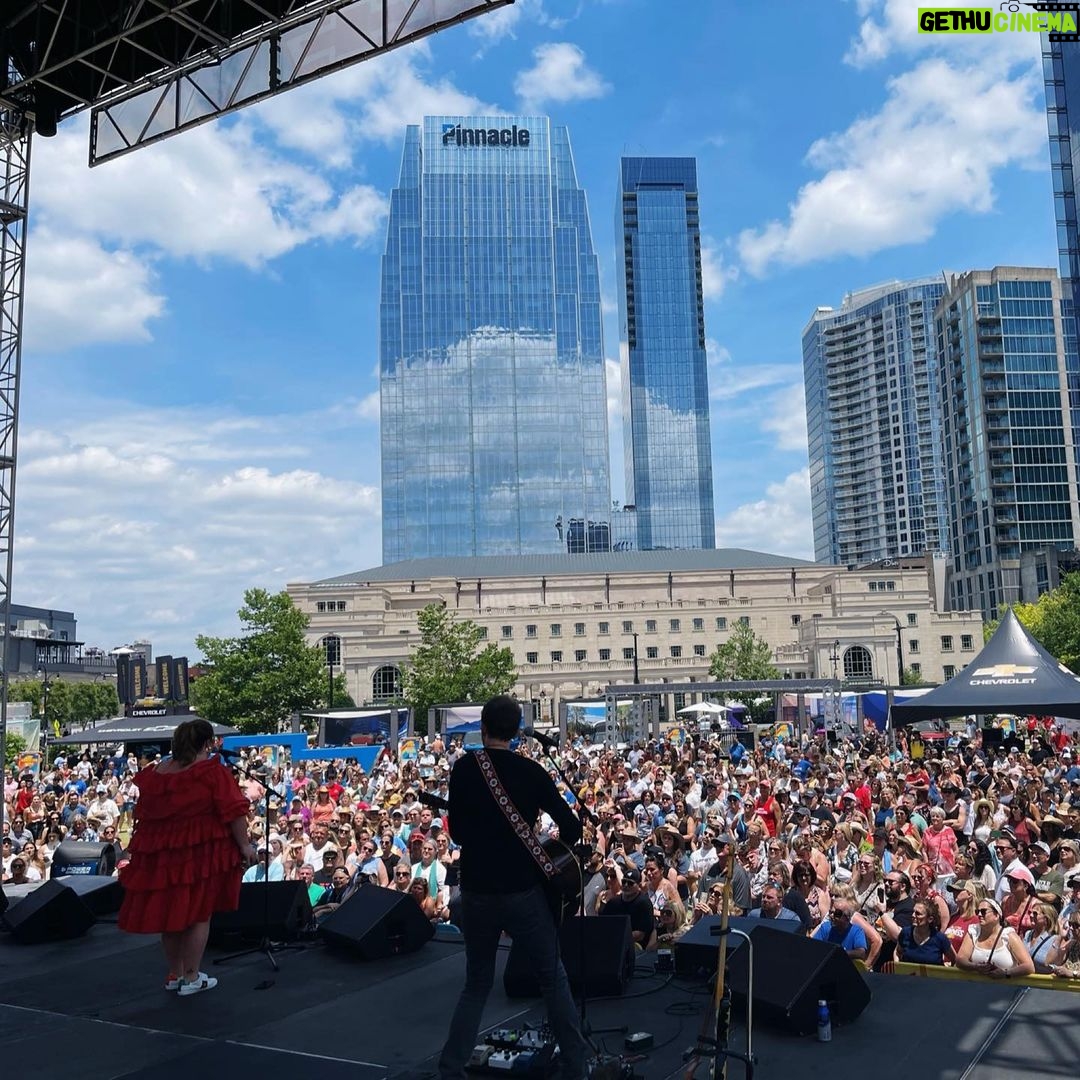 Chrissy Metz - 33K Likes - Thank you, #CMAfest. Live music is magical. And more of it is coming reaaaaaally soon ❤️ @cma
💃🏻 is @loudbodies
