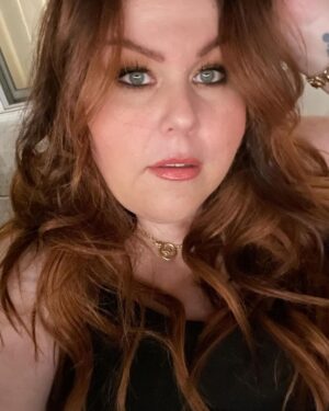 Chrissy Metz Instagram - Fall is fall-in’ ya’ll .