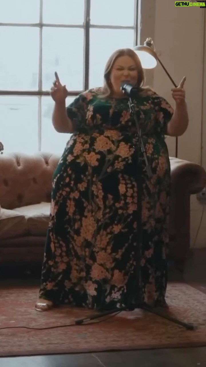 Chrissy Metz - 49.3K Likes - A lil acoustic diddy for #internationalwomensday 💓