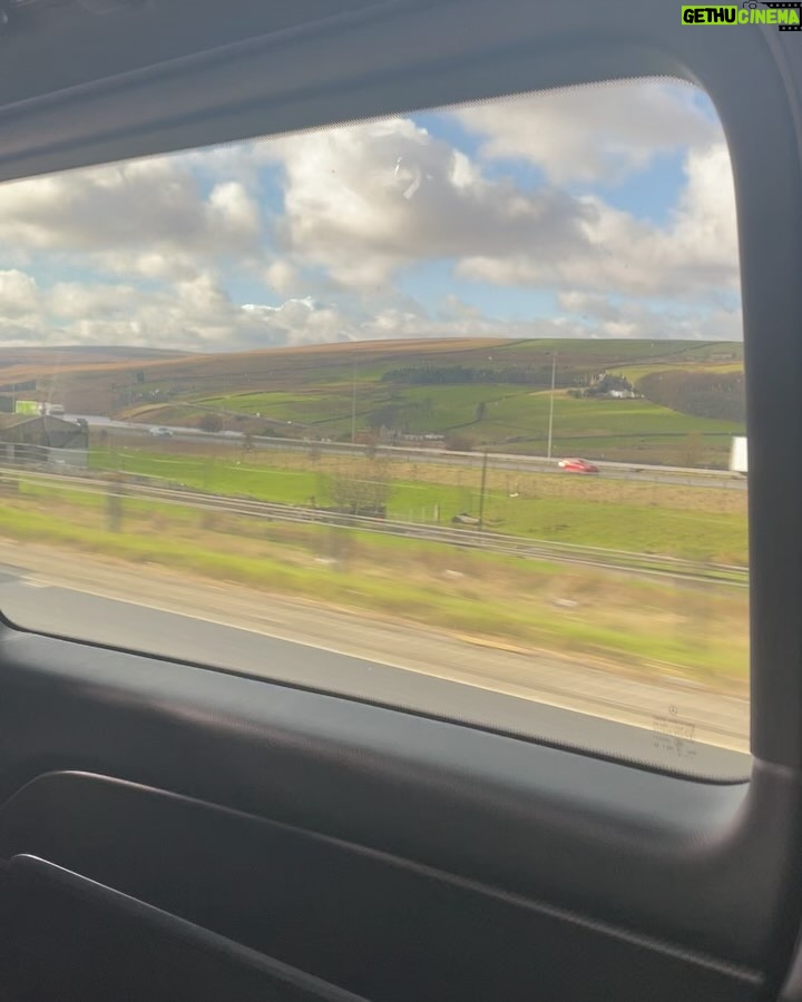 Chrissy Metz Instagram - A Southern girl in the North…of England 🇬🇧