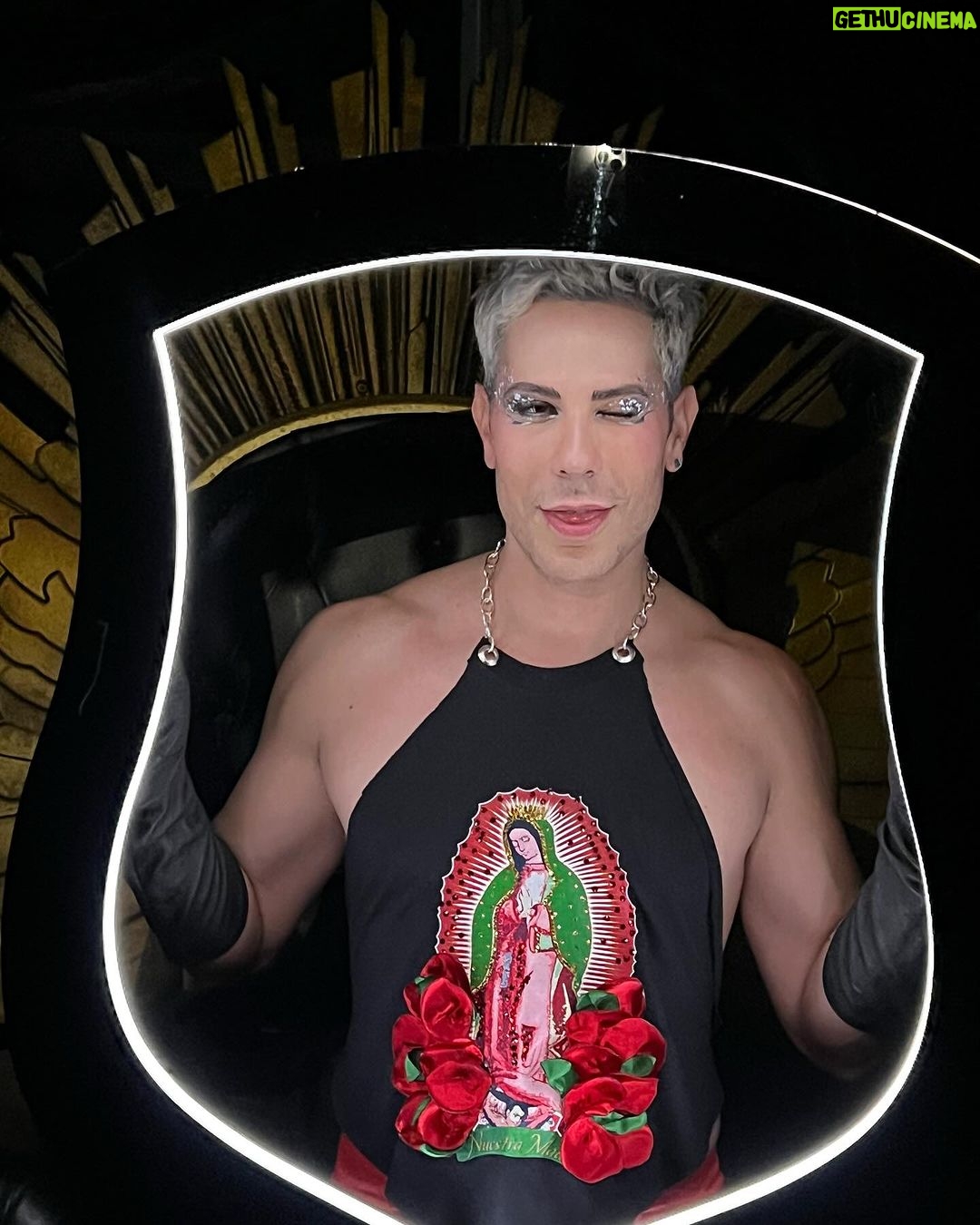 Christian Chávez - 154K Likes - Felicidades a todas mis Lupitas!!
Madre siempre cuídanos 🙏🏼✨
@pablo_palomeque_ y @christianchavezreal
