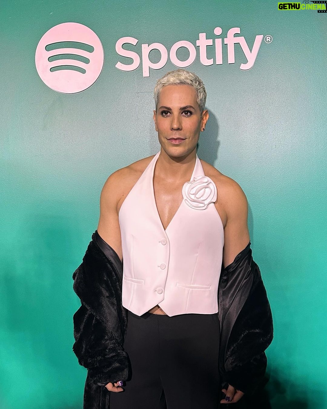 Christian Chávez Instagram - Celebrando X años de @spotifymexico @spotify 🫶🏼#spotify10años Mexico City, Mexico