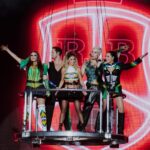 Christian Chávez Instagram - Foram 8 shows, mais de 440 mil corações juntos para celebrar uma fase da vida que deixou incríveis lembranças e todos magicamente se juntaram depois de 15 para criar novas memórias com o grupo que moveu e ainda move multidões. Rebelde não é só uma novela e RBD não é só uma fase. São sonhos sonhados por anos e anos e que agora se tornaram realidade. Ao longo dos estádios esgotados no Rio de Janeiro e em São Paulo, todos encontramos nossa criança/adolescente interior e fizemos as pazes com esse sonho, sentimentos e sensações que foram cultivados dentro de nós. Anahi, Dulce Maria, Maite, Christian e Christopher nos levaram para o dia 04/10/2004, quando o primeiro episódio de Rebelde foi ao ar e ouvimos a icônica música-tema pela primeira vez 🥹😭 Muito obrigado a quem acompanhou o grupo durante essa passagem pelo nosso país. Vocês fizeram história com a gente e com certeza a Soy Rebelde Tour no Brasil vai ficar nas lembranças dos nossos mexicanos favoritos para sempre ⭐️ Yo digo R, tu dices...❤️ 📸: @irisalvesc RBD Brasil