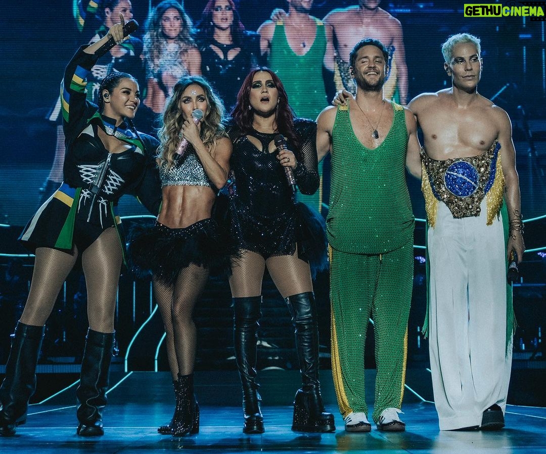 Christian Chávez - 610.6K Likes - RBD mas unidos que nunca ♾️🔥
📸 @frescolns